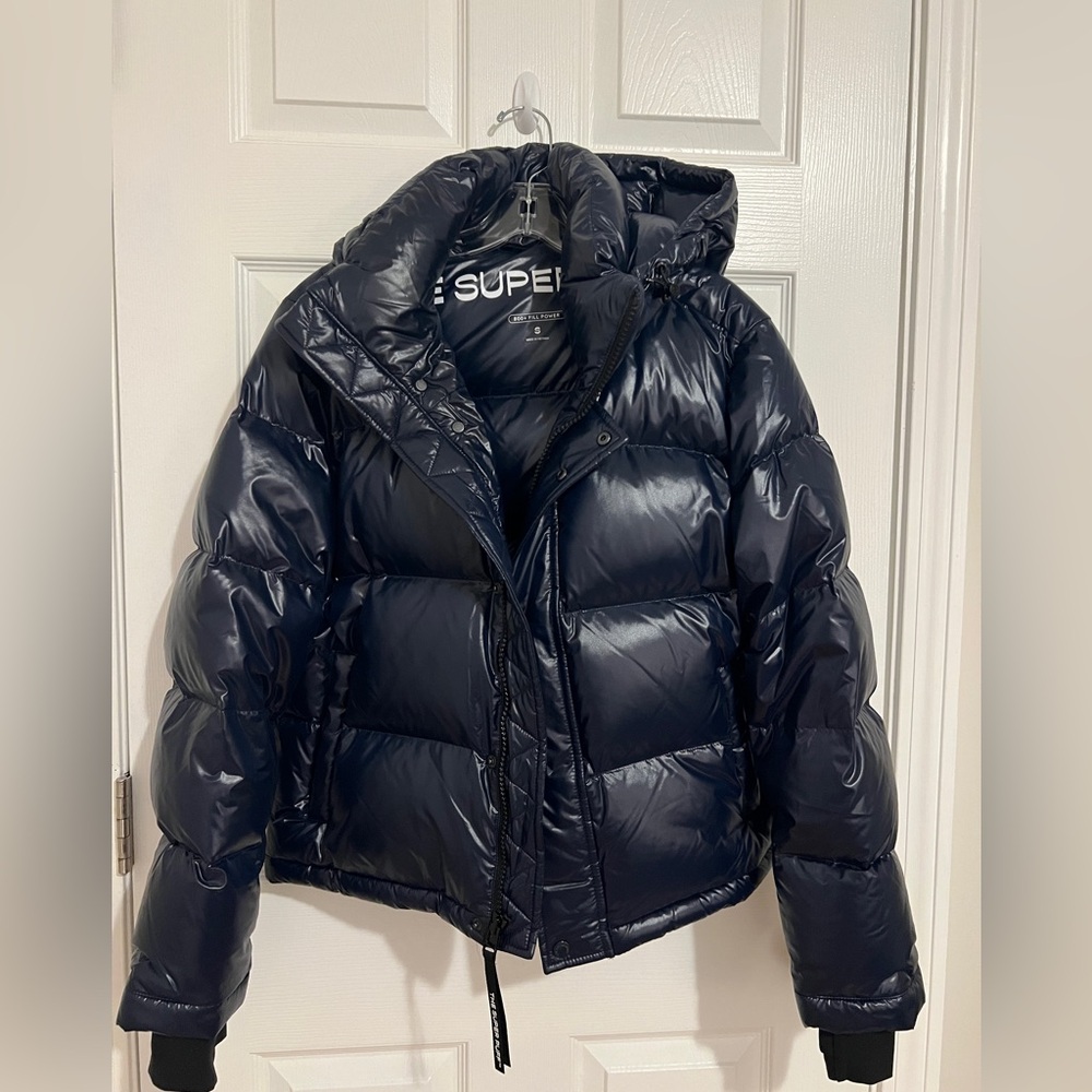 Aritzia The Super Puff Shorty size Small color Admiral